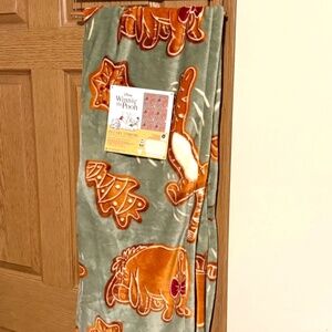 Winnie The Pooh Sugar Cookie Gingerbread Christmas Throw Plush Blanket 50x70 NWT
